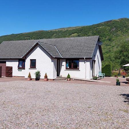 Roe Deer Cottage Near Glencoe 威廉堡 外观 照片