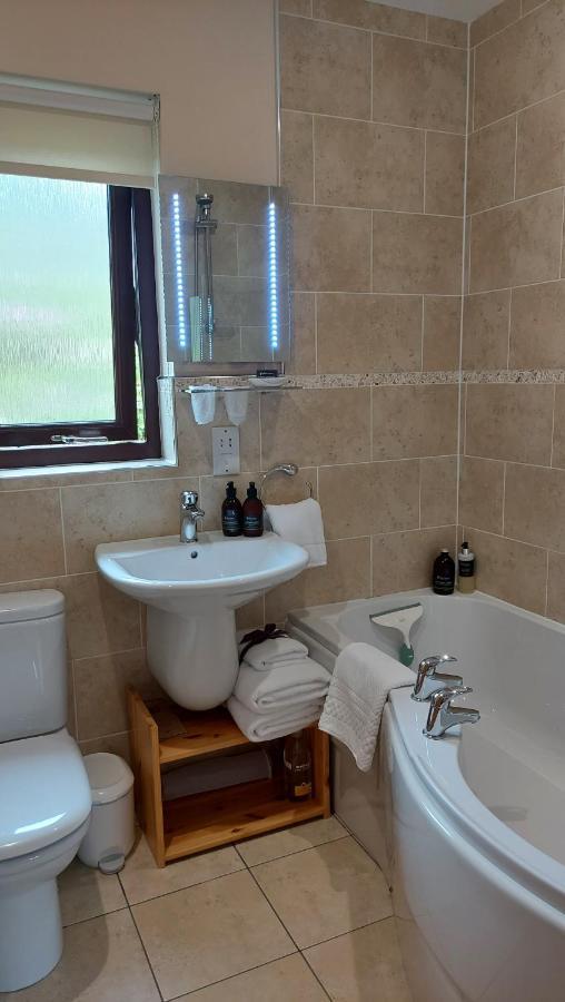 Roe Deer Cottage Near Glencoe 威廉堡 客房 照片